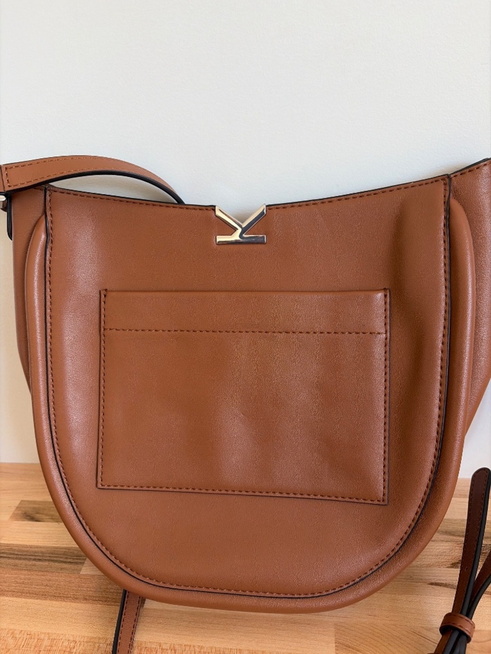 Calvin Klein Crisell Crescent Shoulder Bag Caramel - Picture 2 of 4